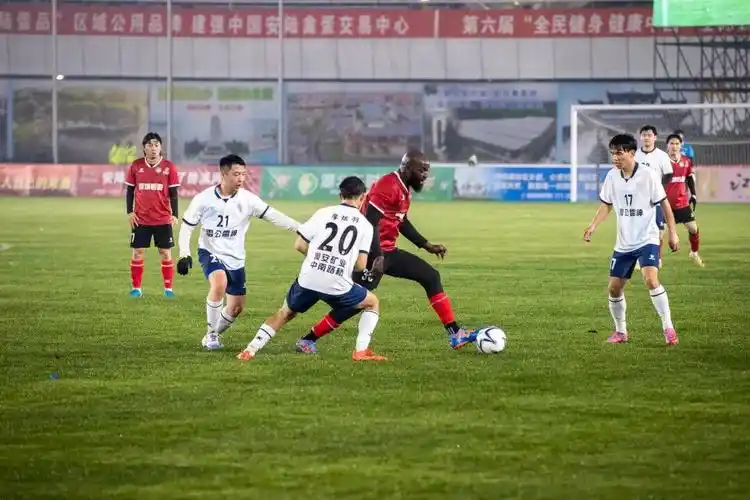 巴基斯坦超 VS 英超